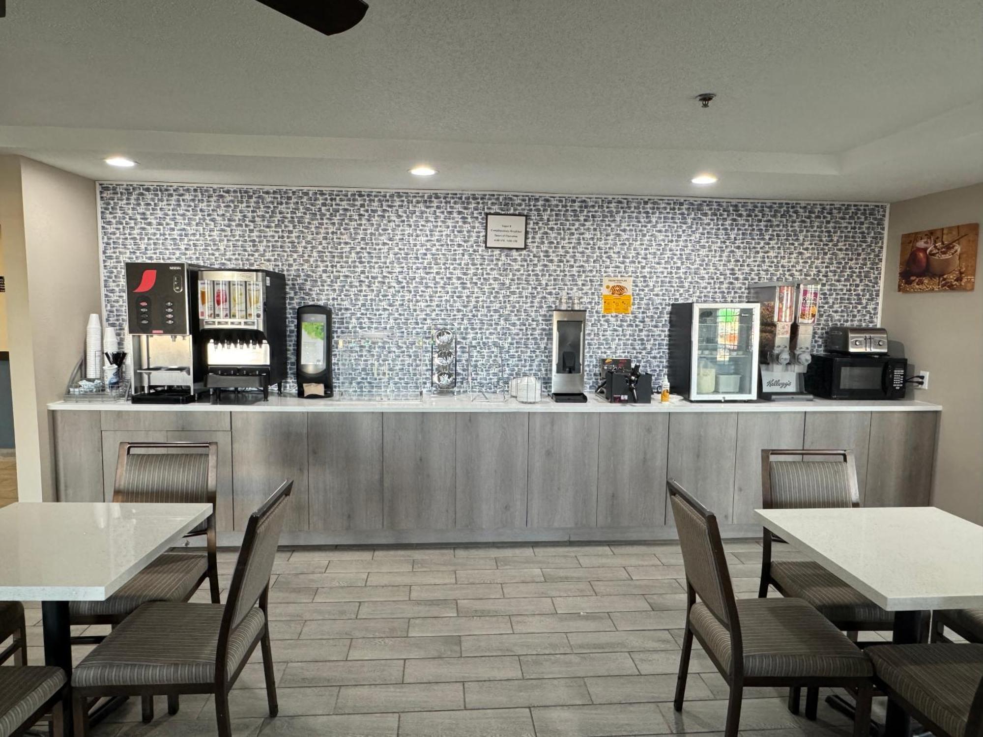 速8雷兹伯格酒店 Reedsburg 外观 照片